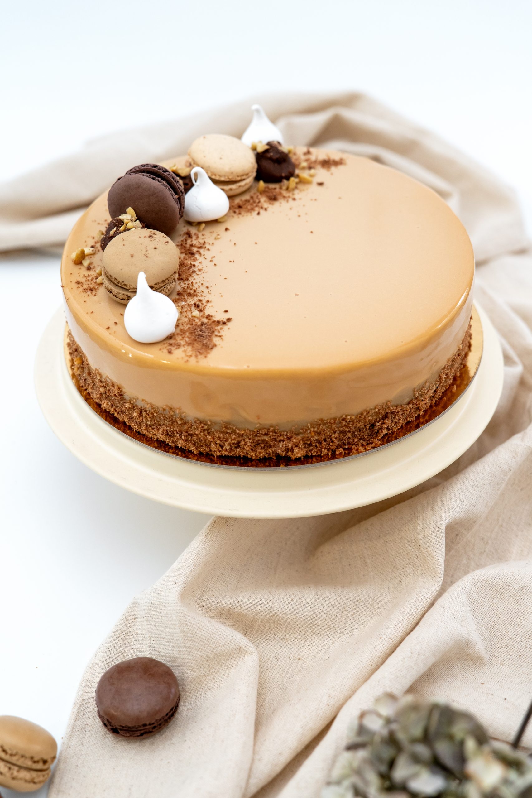 Mentes design torta kompozíció
